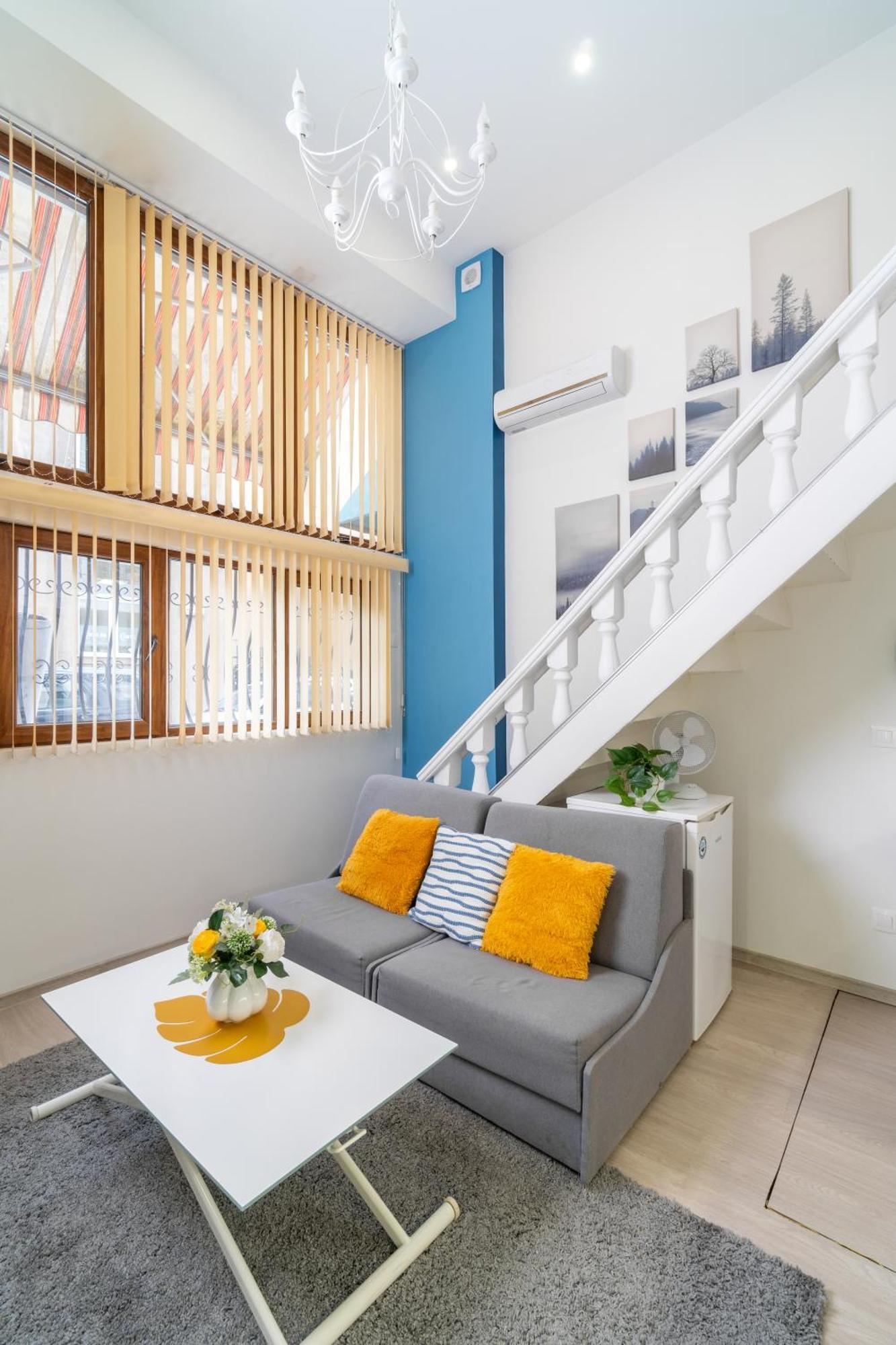 Apartemen Deja Blue Old Center Studio. *